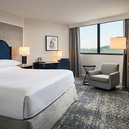 Sheraton Baltimore North Towson Exterior foto