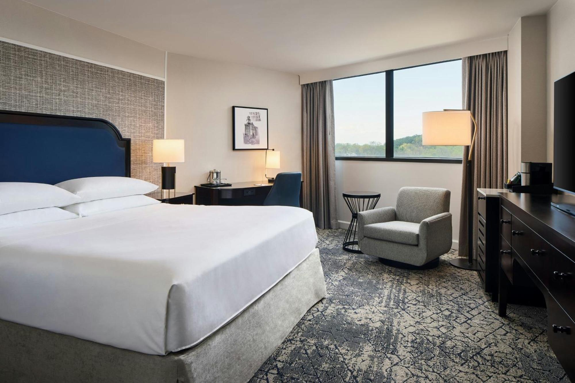 Sheraton Baltimore North Towson Exterior foto
